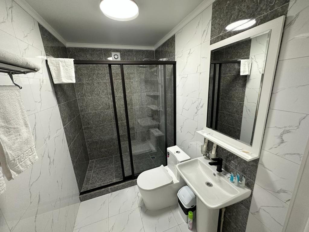 Voyazh Taraz Exterior foto